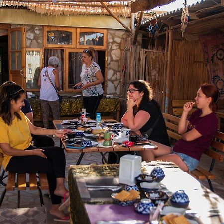 Aidar Yurt Camp Hotell Taldy Exteriör bild