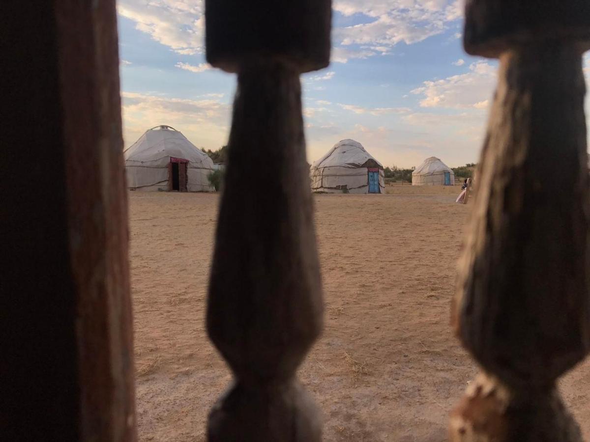 Aidar Yurt Camp Hotell Taldy Exteriör bild